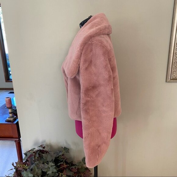 Pink Blush Plush Crop Jacket - Picture 2 of 6